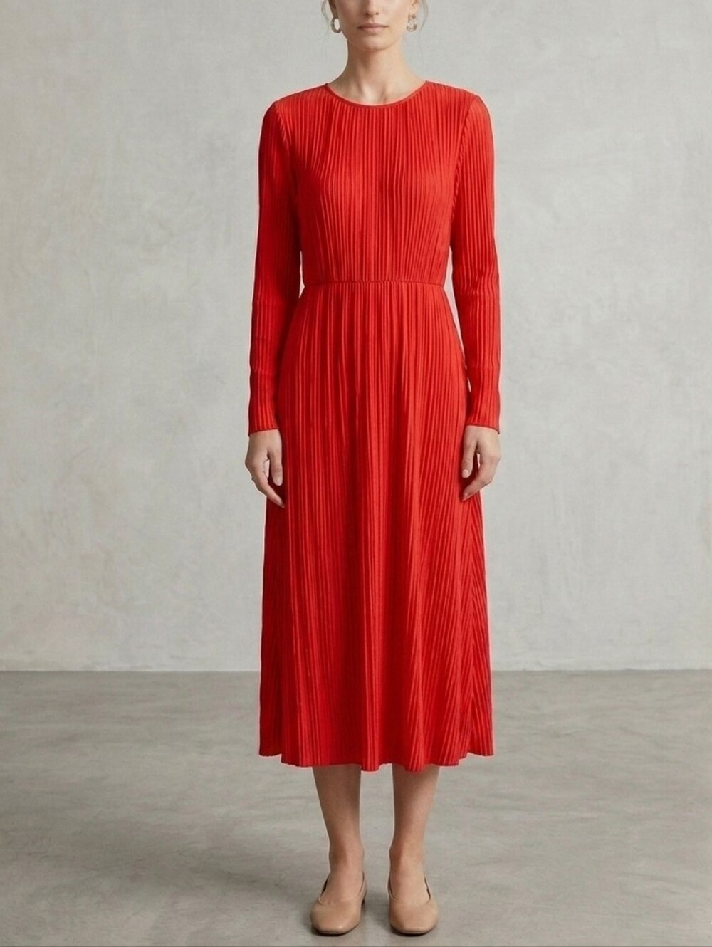 Max Mara Red Long-Sleeved Midi Dress Featuring Pleated Texture Size 2 - Picture 2 of 9